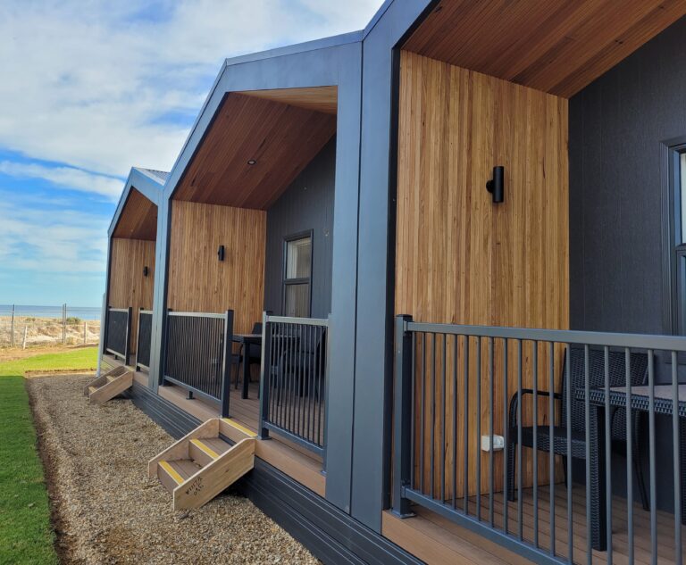 Beachcomber – Executive 1 Bedroom Cabin