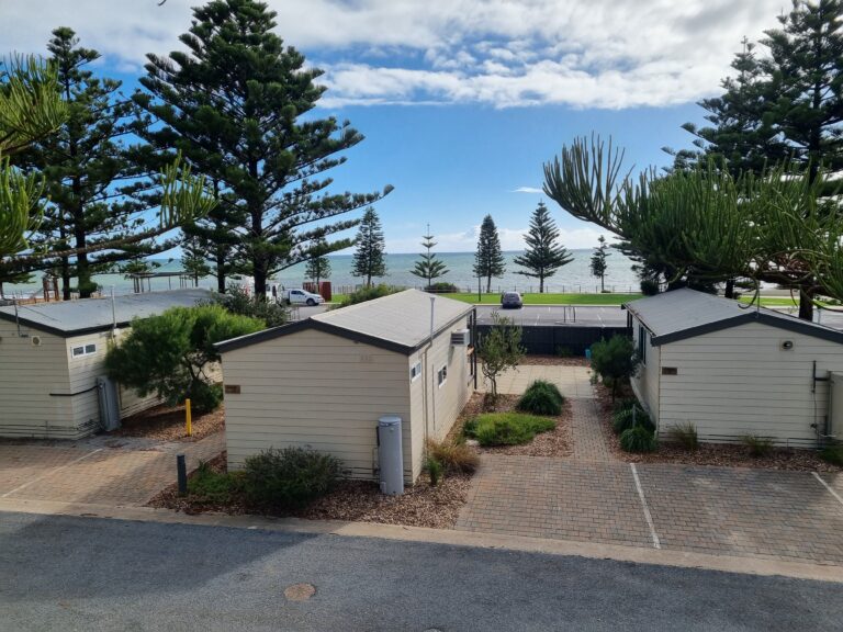 Two Bedroom Deluxe Ensuite Cabin